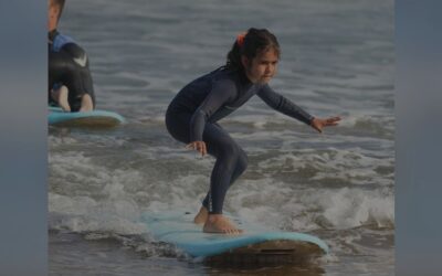 Surf para Niños: Todo lo que Necesitas Saber para Iniciar a los Pequeños en el Surf