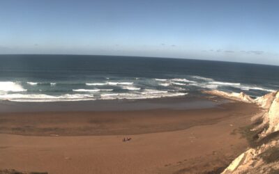 Live Webcam: La Salvaje Beach Surf Conditions